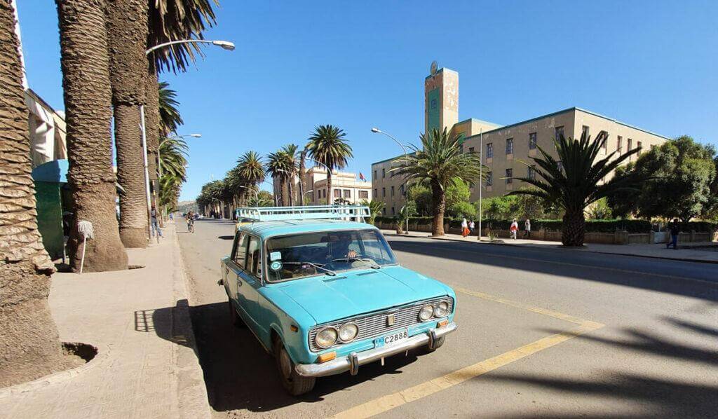 Bulevar principal de Asmara