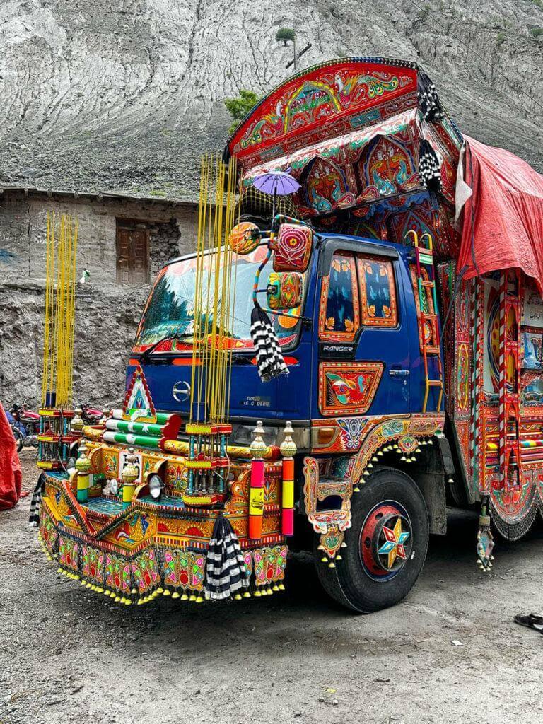 Camión paquistaní clásico
