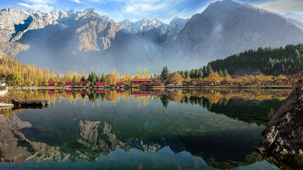 Pakistan with Skardu & Lahore – Against the Compass Expeditions